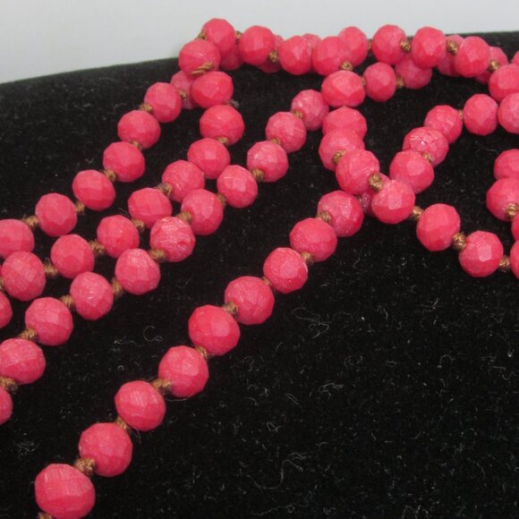Matte Red Beaded Necklace Long - Picture 2 of 3